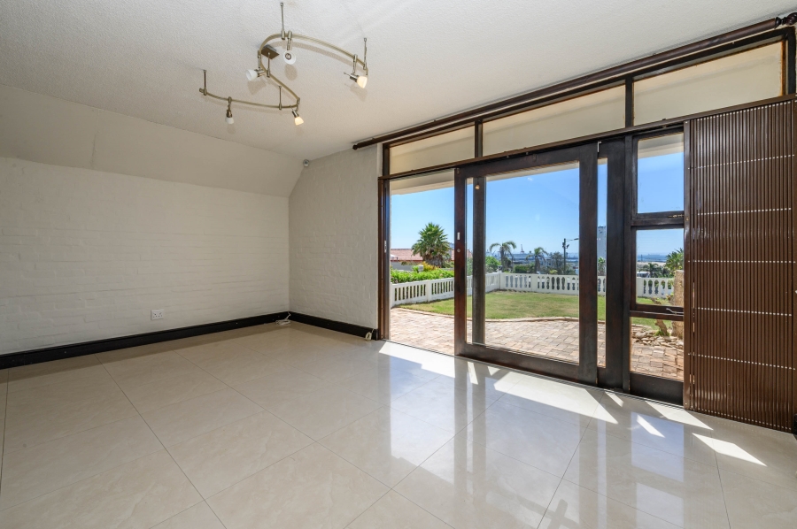 3 Bedroom Property for Sale in Humewood Eastern Cape